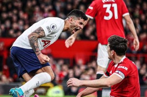  曼联后防失误送礼，卡塞米罗乌龙球致球队主场憾负伯恩茅斯