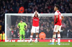  阿森纳遭遇黑色三分钟丢榜首  