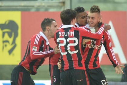  AC米兰防线送礼遭对手绝杀  