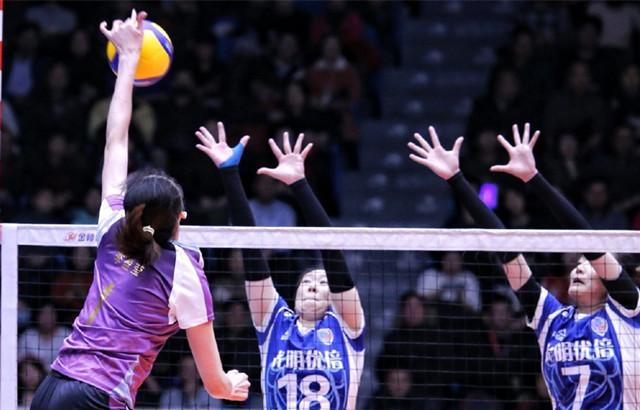  奥格斯堡临场指挥得当，少帅运筹帷幄扭转乾坤